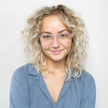 Laden Sie das Bild in den Galerie-Viewer, Mayfield Crystal (Bio)